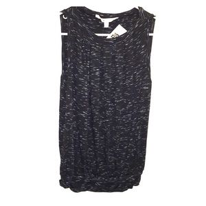 Max studio top. NWT